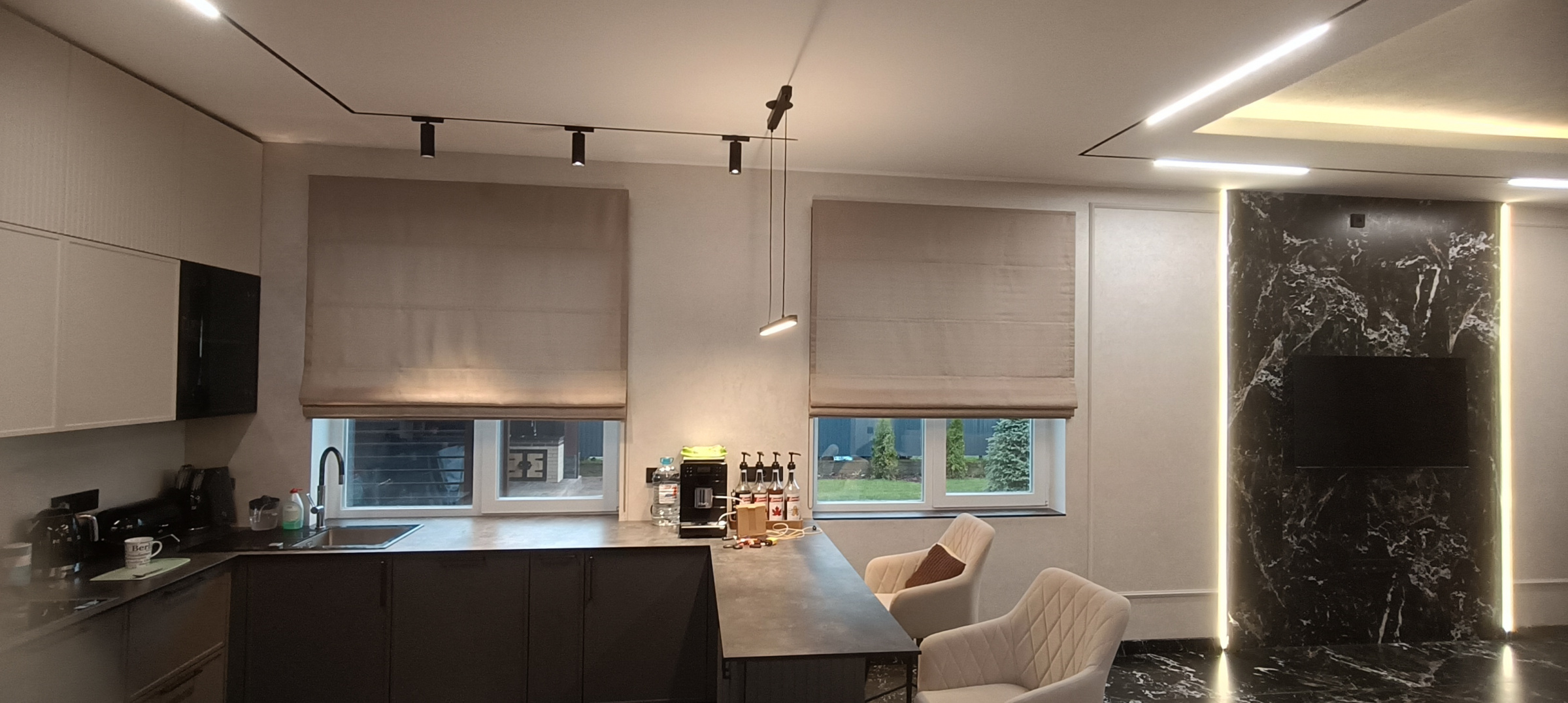 римские шторы в студию